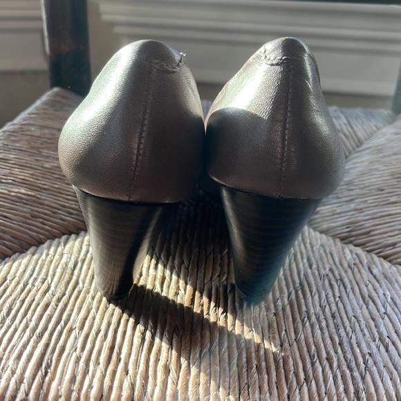 Bare Traps Heel - Picture 4 of 8